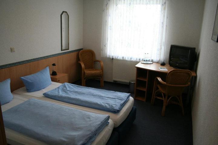 Hotel Zum Grunewald Dinslaken Zimmer foto
